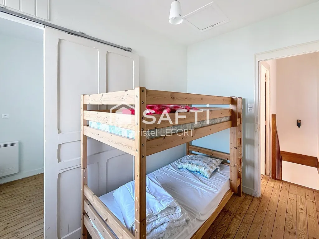 Magamistoad - House with Ocean View in Tharon