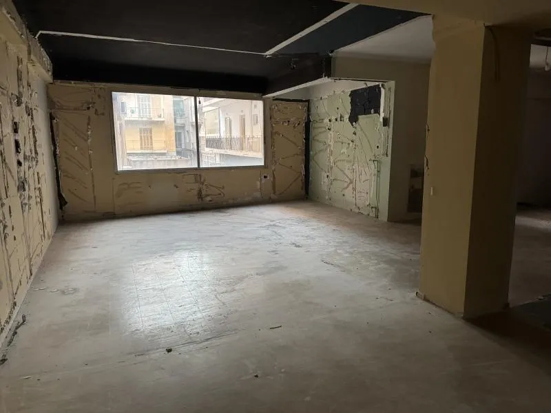 Pièces - Office Space in Central Serres