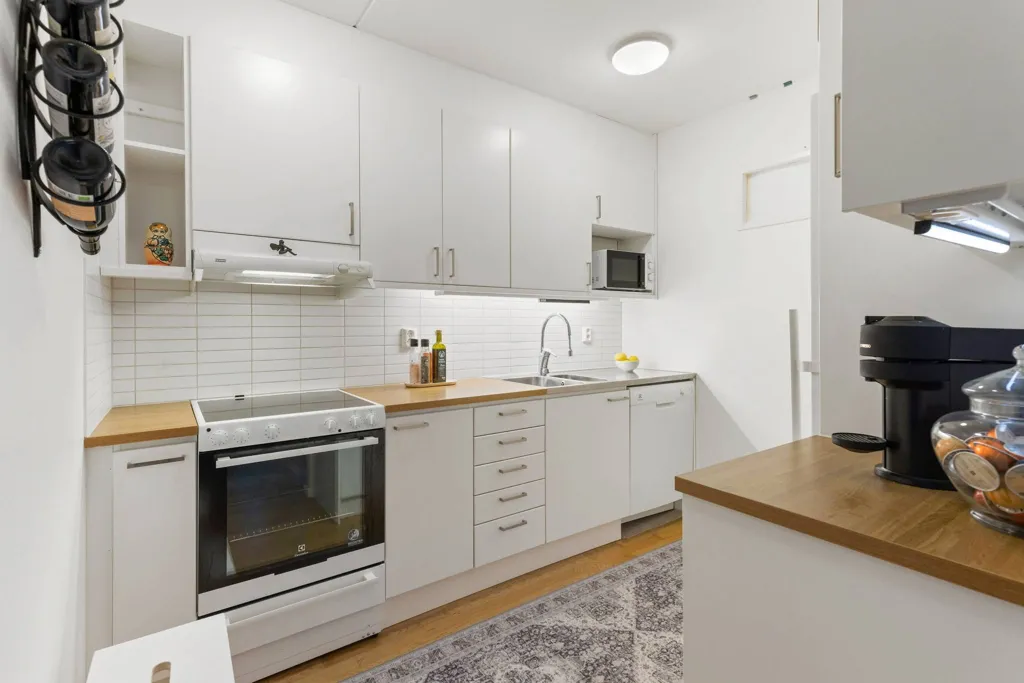 Cuisine - Apartment with West-Facing Balcony in Stockholm