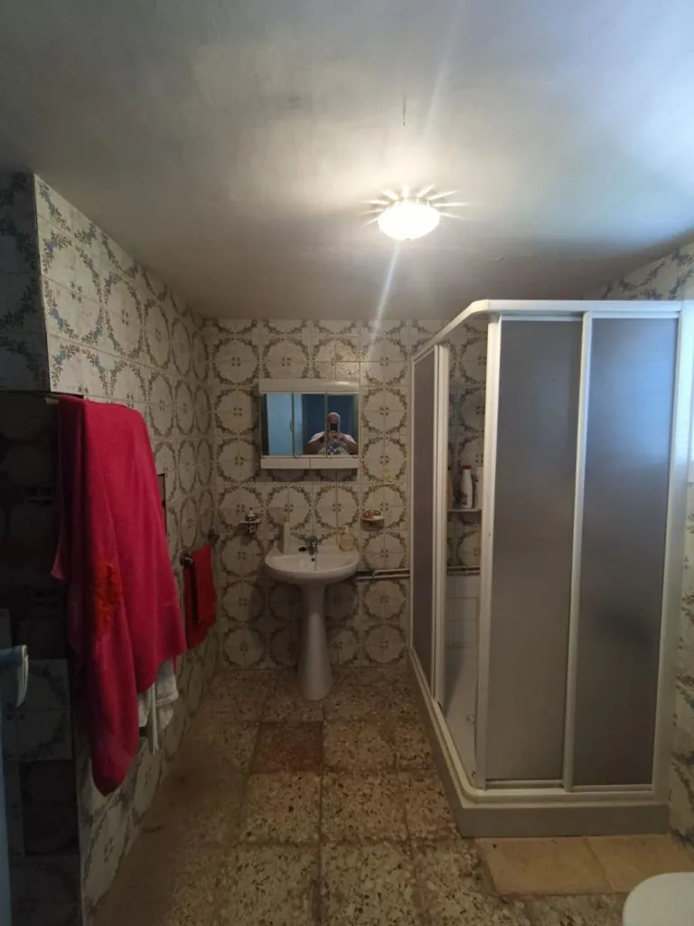 Bagni - Chalet with Seafront Potential in La Marina, Elche