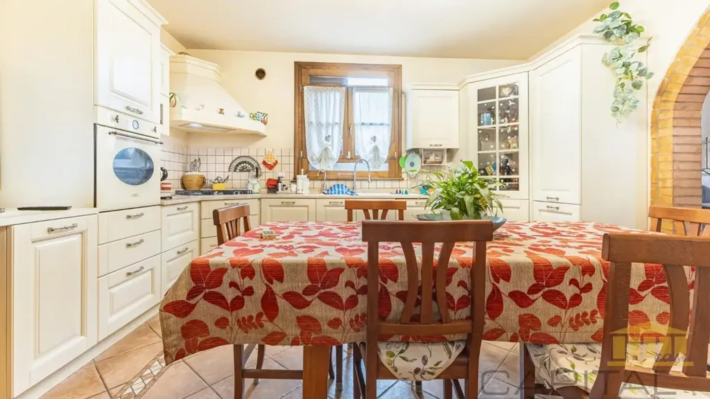 Salle à manger - Villa with Pool in Fucecchio