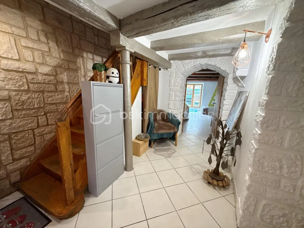 Esik - Charming Townhouse with Balcony in Soultz