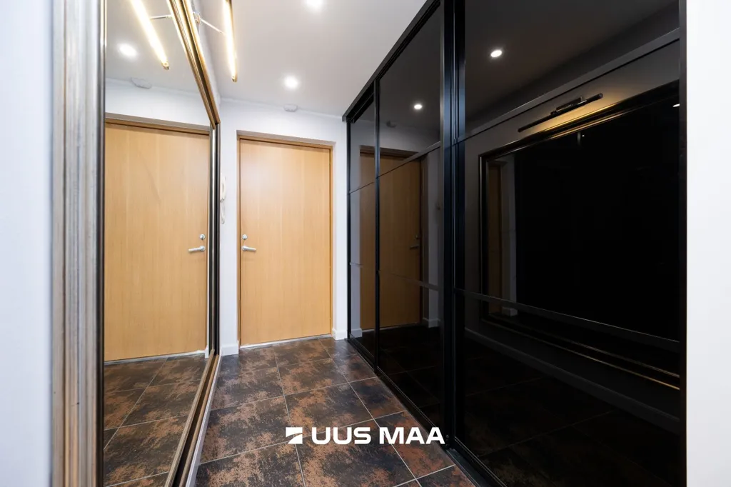 Entrée - Modern Flat with Balconies in Tallinn Centre