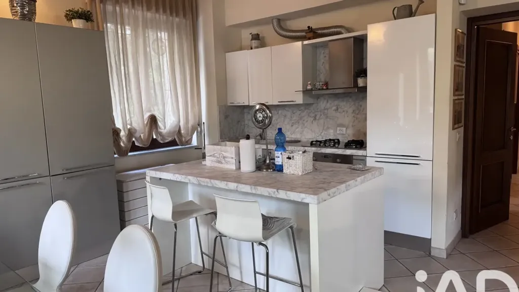 Kitchen - Ground Floor Apartment with Garden in Querceta
