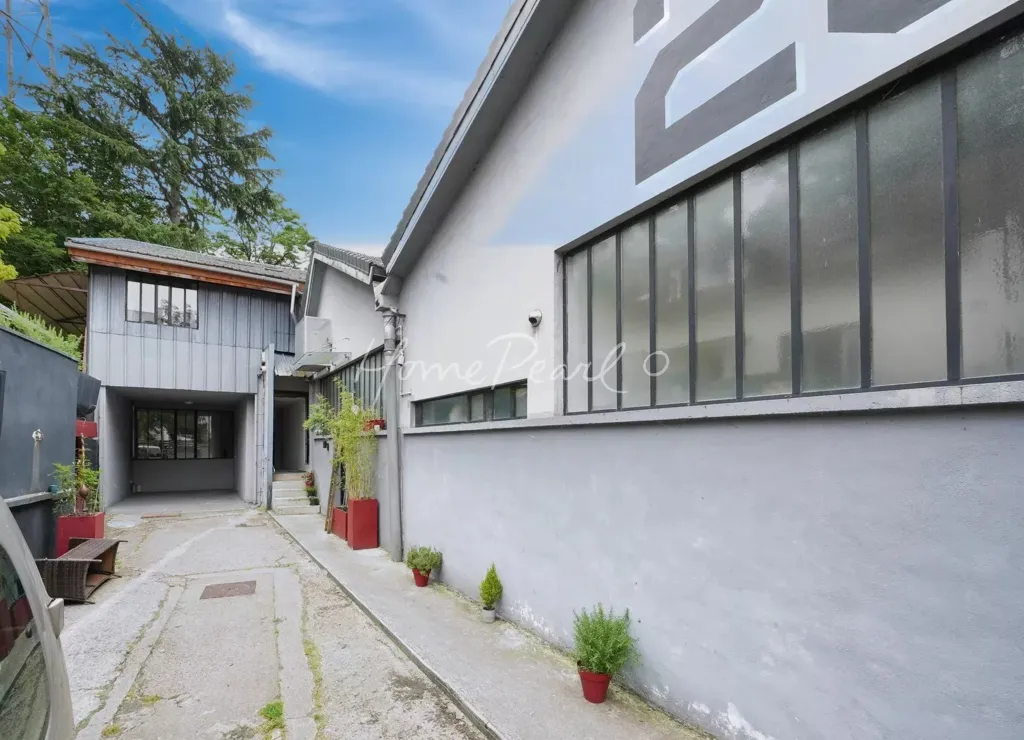 Exterior - Loft Villa with Terrace in Parc des Côteaux d'Avron