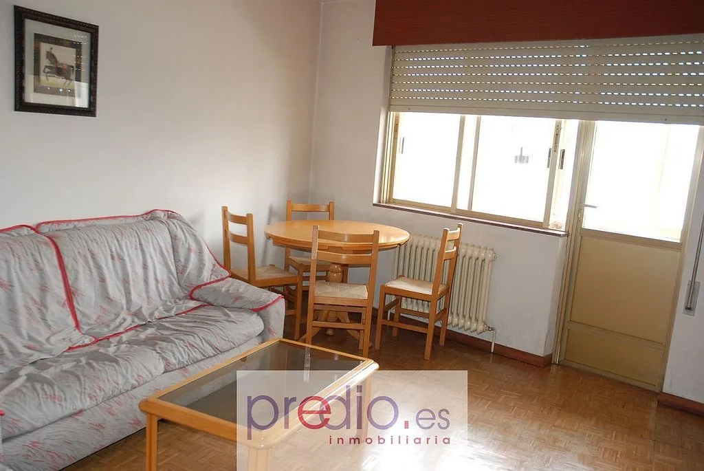 Elutuba - 2-Bedroom Apartment with Garage in San Roque