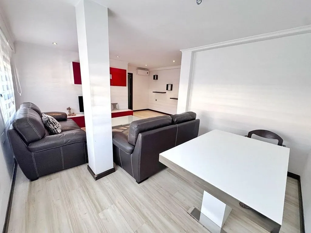 Séjour - Apartment with Balcony in El Campet, Petrer