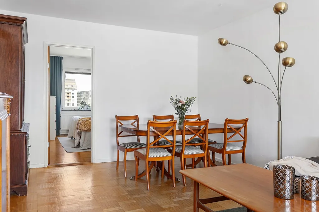 Elutuba - Apartment with West-Facing Glass Balcony in Malmö