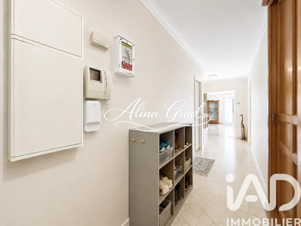 Entrée - Appartement 4 Pièces avec Terrasse à Aulnay-Sous-Bois