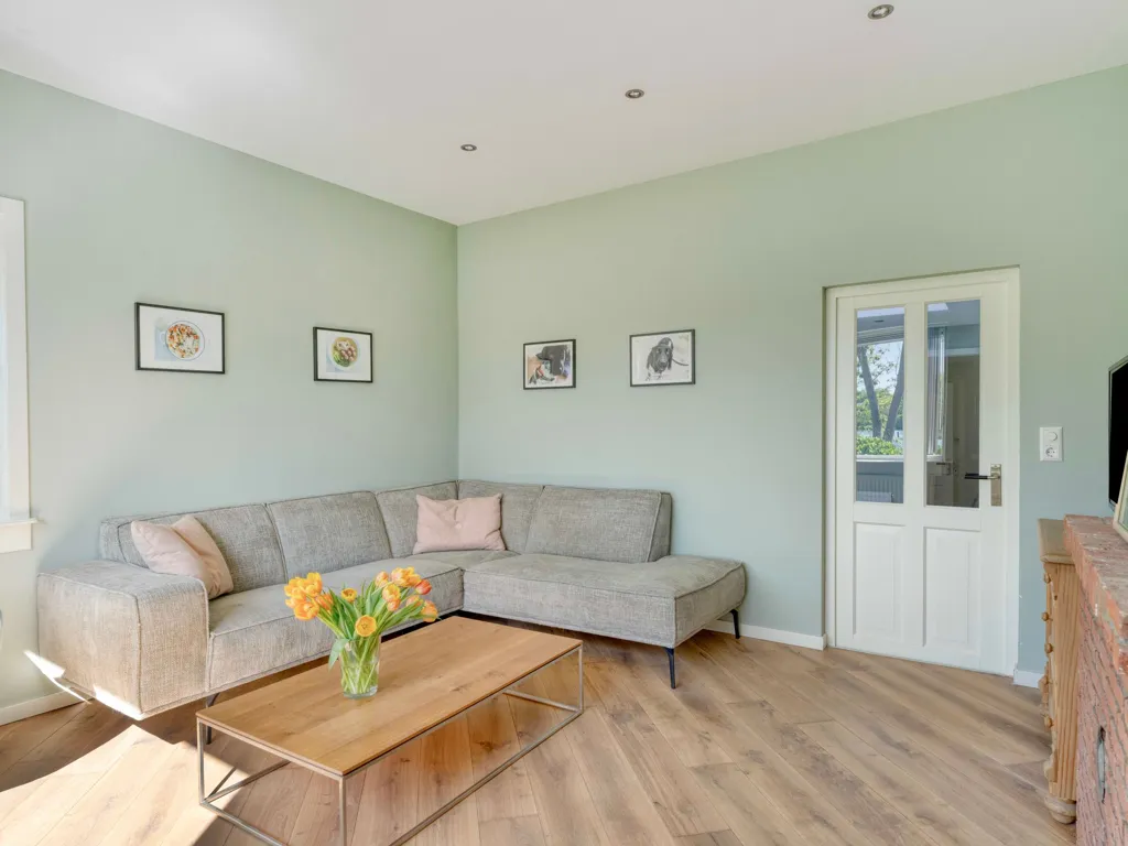 Soggiorno - Charming 1910 House with Water View in Vecht