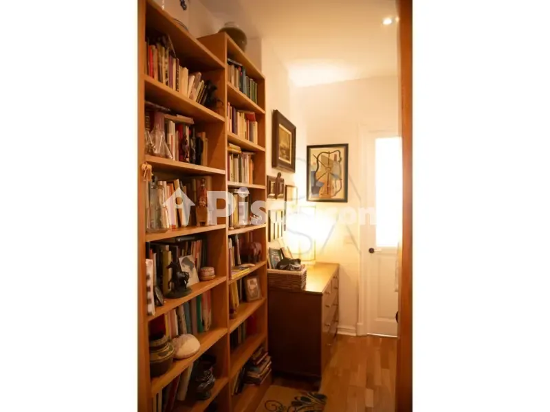 Bureau - Apartment with Architectural Charm in Puerto Chico, Santander
