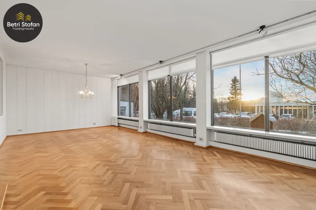 8-toaline maja asukohas Reykjavík