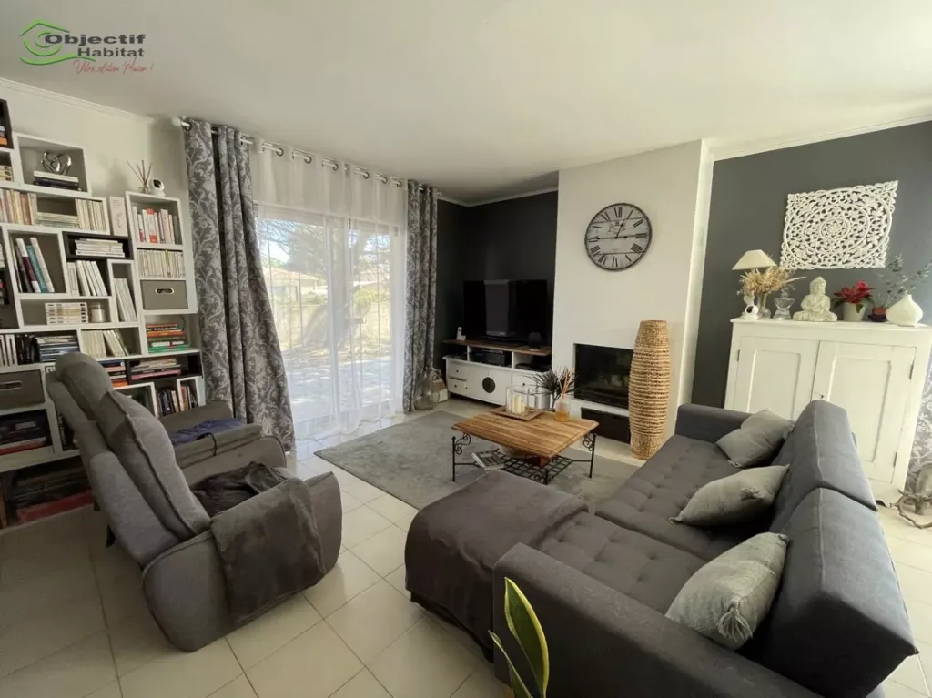 Elutuba - House with Seafront Access in Valras