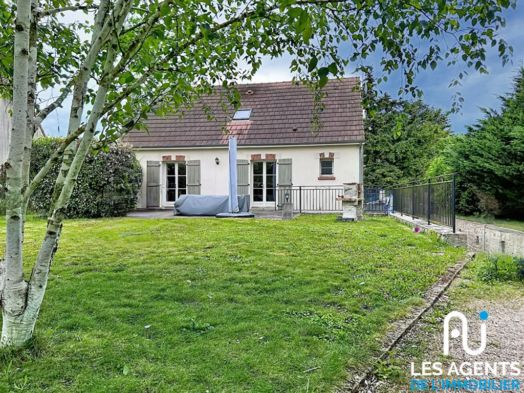 Garden - Contemporary House with Garden in Beaugency