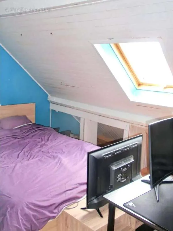 Camere da letto - Three-Bedroom House with Garden in Courrières