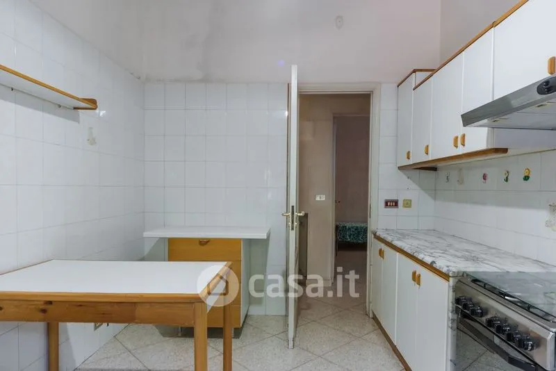 Cuisine - 5-Bedroom Apartment with Balcony in Catania Centre
