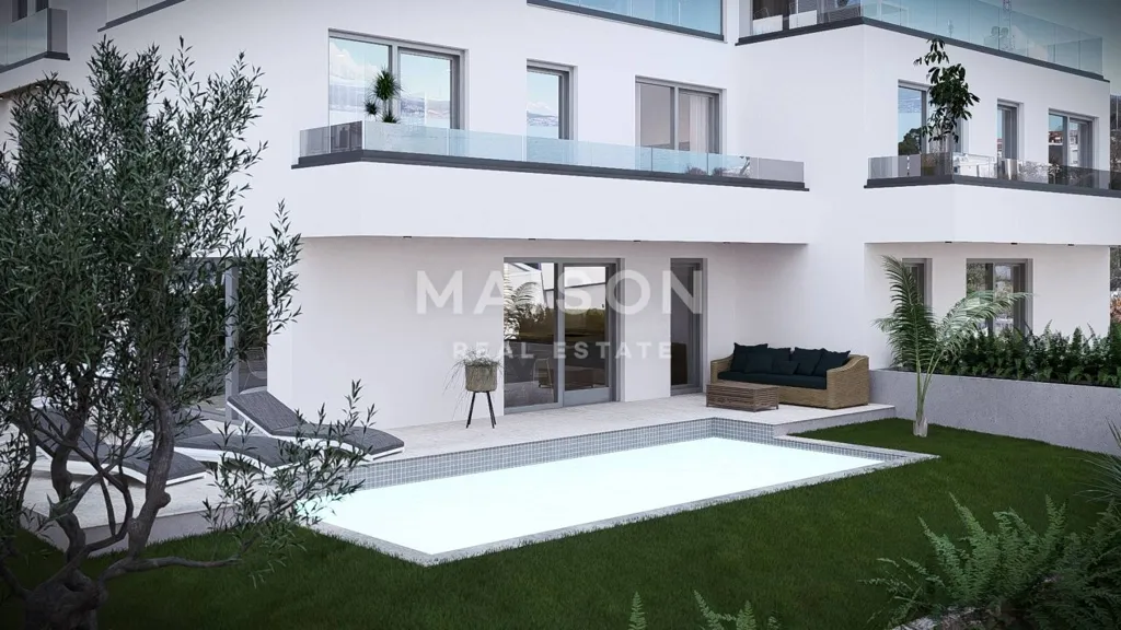 Piscina - Luxury Apartment with Private Pool in Malinska