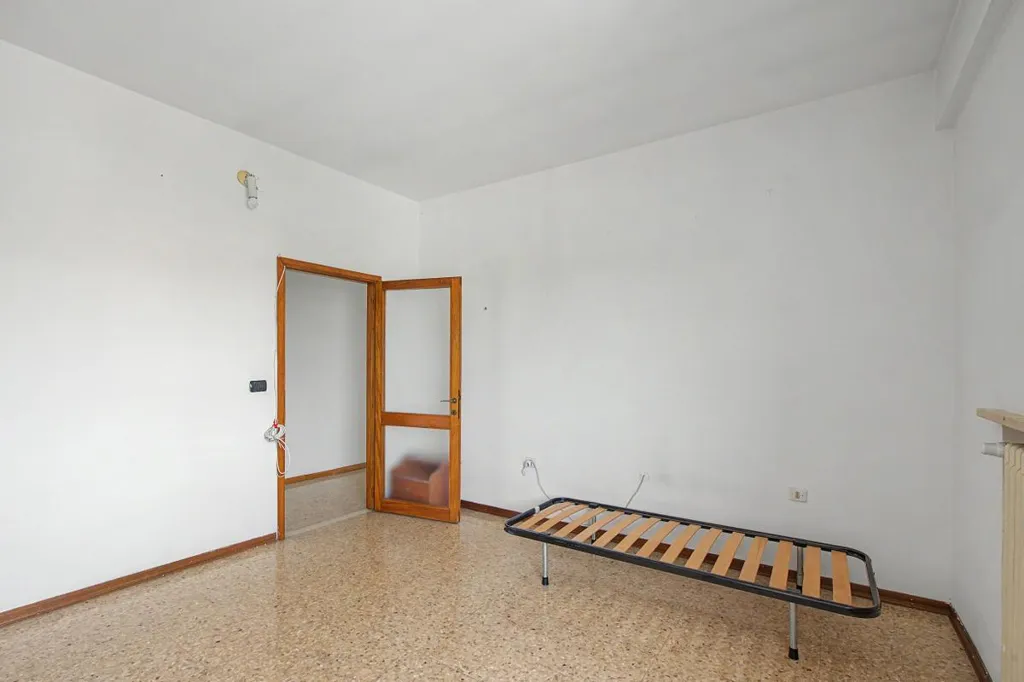 Chambres - Central Parma Apartment with Balcony