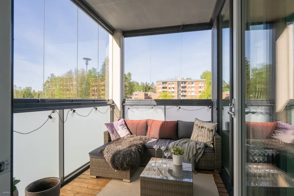 Balcon - Apartment with Garden in Vantaa