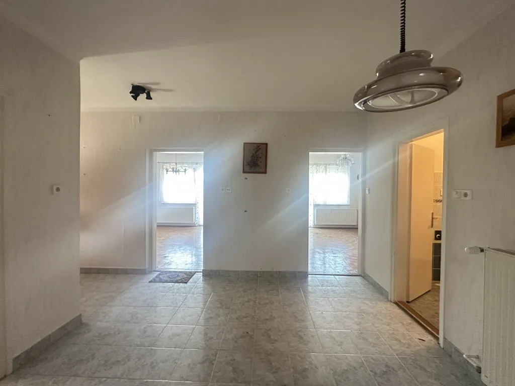 Ingresso - Multi-Generational House with Garden near Balaton, Gyenesdiás