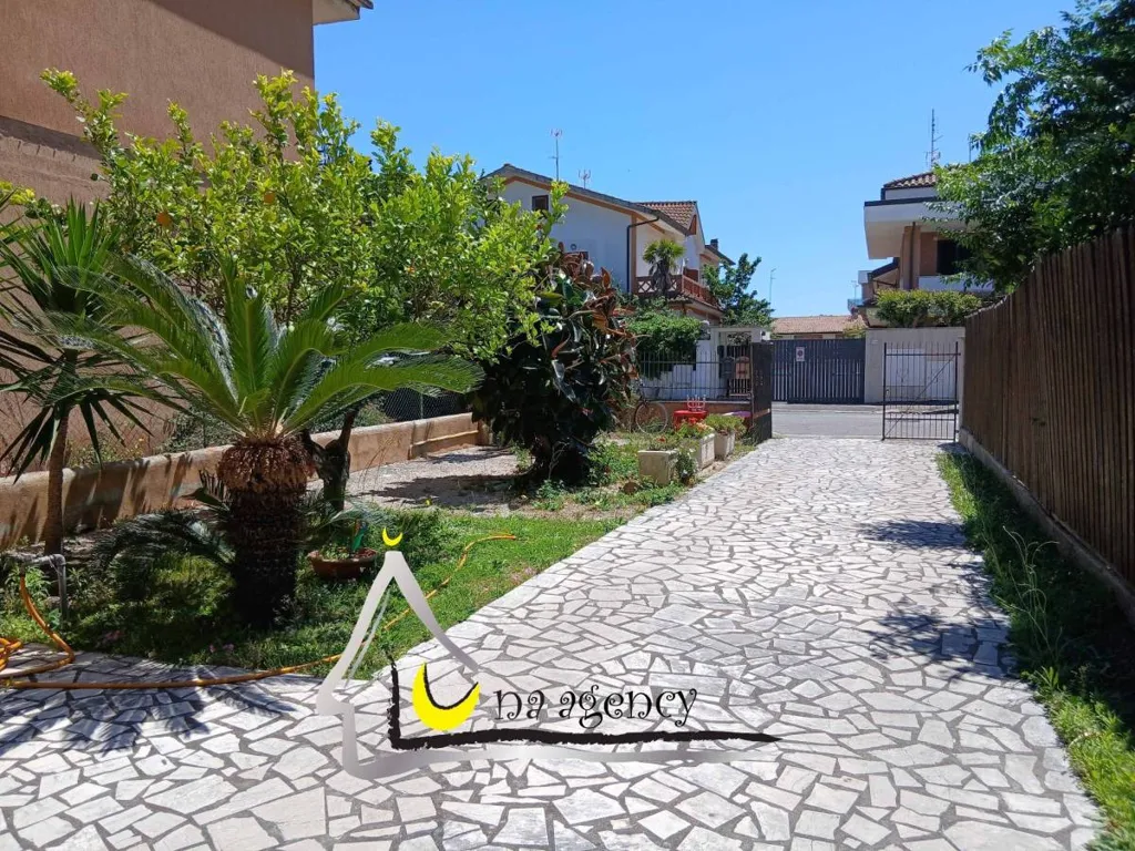 Extérieur - Apartment with Balcony in Central Sabaudia