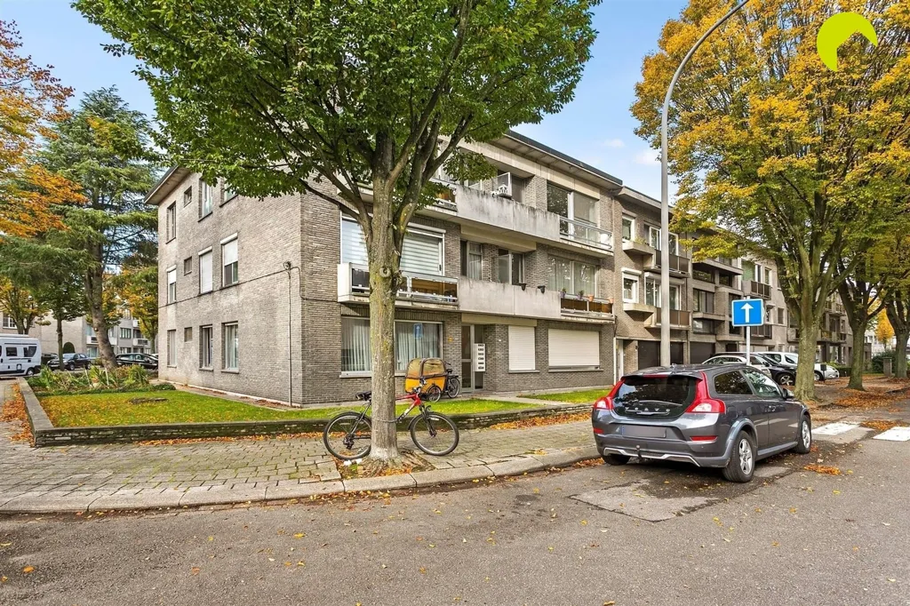 Exterior - 2-Bed Apartment with Terrace in Central Mortsel