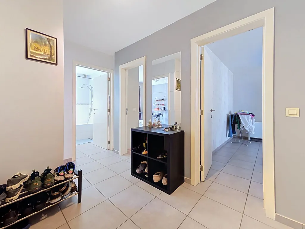 Ingresso - 2-Bed Apartment with Terrace in Silly