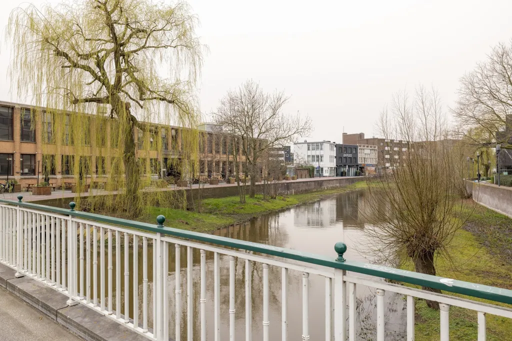 Galerie Flat with Terrace in Eindhoven Centre