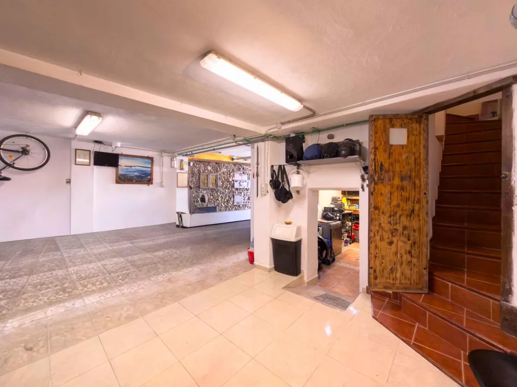 garage