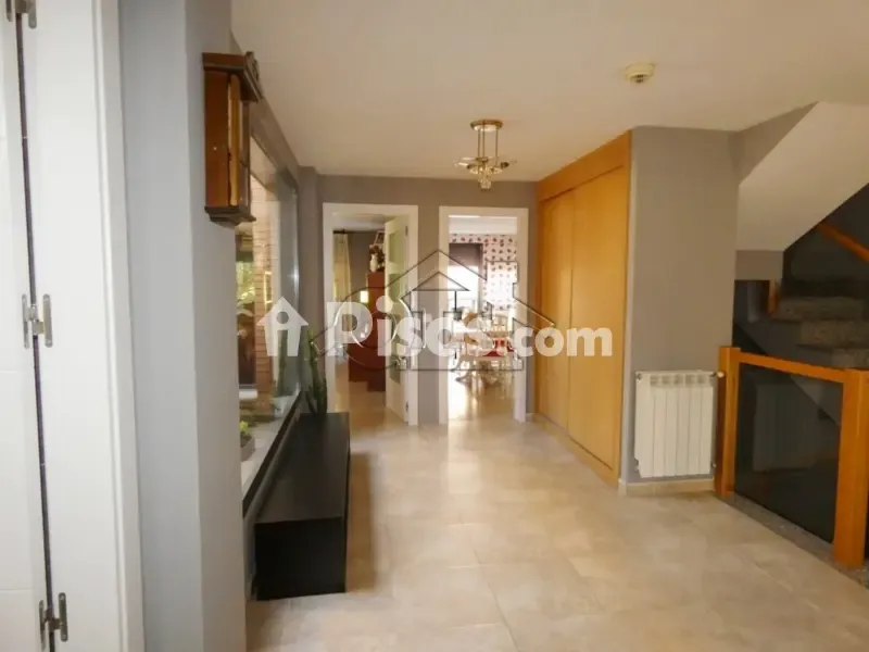 Entrée - Corner Semi-detached House with Pool in Las Cañas