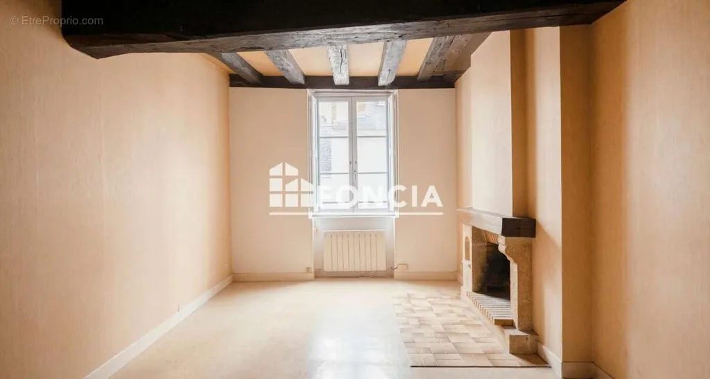 Pièces - Appartement F2 avec Charme dans l'Hypercentre