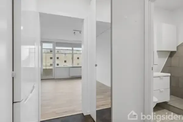 Esik - 2-Bedroom Apartment with Balcony in Randers NØ