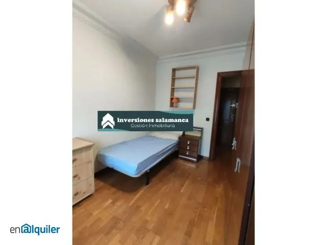 Magamistoad - Ample Student Flat with Balcony in Chinchibarra