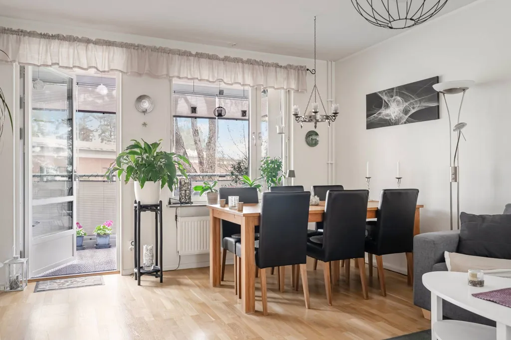 Söögituba - Apartment with Balcony in Hägernäs Strand
