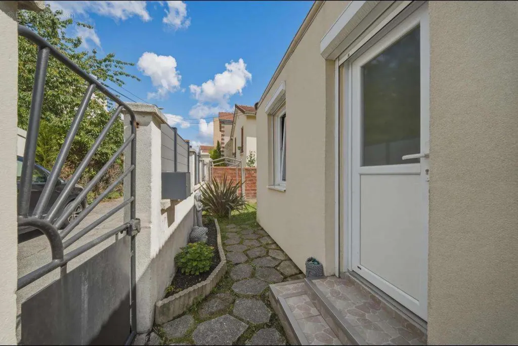 Jardin - Maison de 4 Pièces avec Jardin à Bagnolet