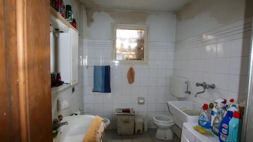 Salles de bain - Villa with Garden in Concordia Sulla Secchia