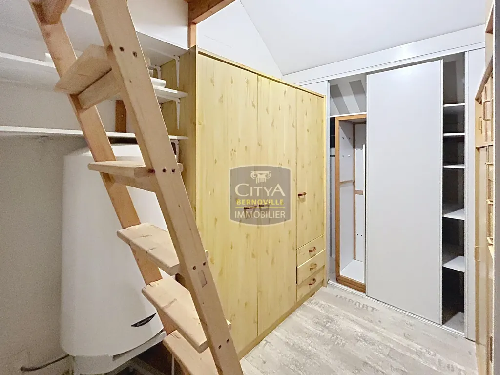 Pièces - Appartement Lumineux avec Balcon à Homblières