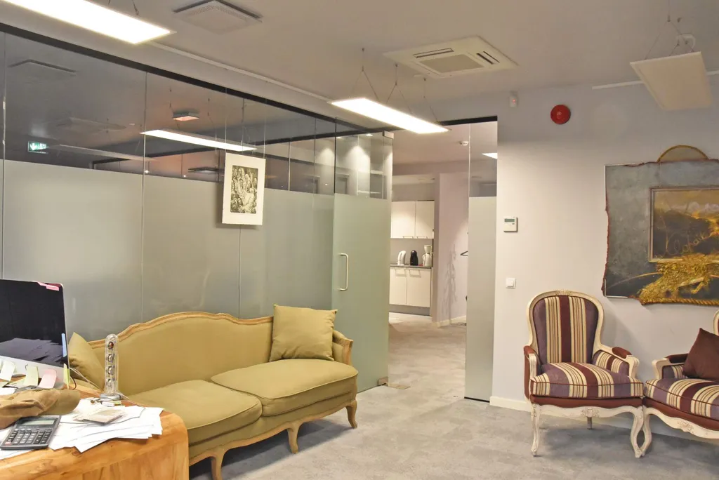 Bureau - Newly Decorated Office with Views in Central Tallinn