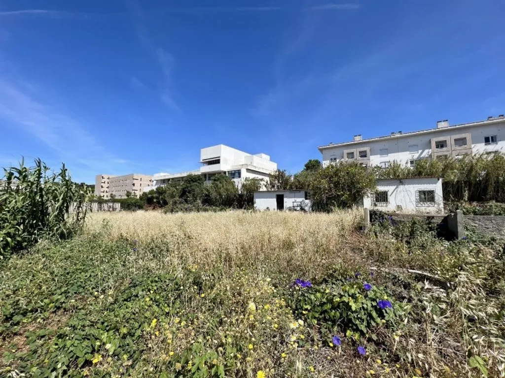 Jardin - Rural Land with Urban Potential in Ajuda, Lisbon