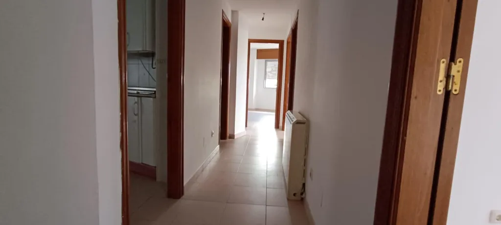 3 magamistoaga korter asukohas Zamora