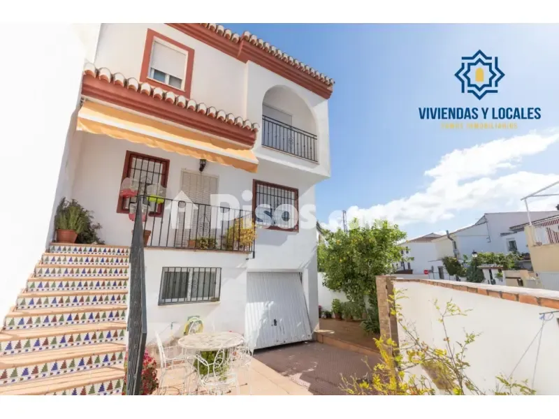Välivaade - Twin-Storey House with Pool in Híjar