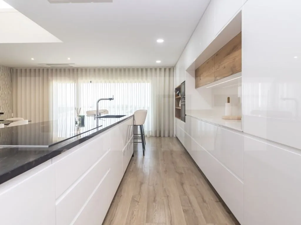 Köök - Luxury Duplex with Private Parking in Montijo
