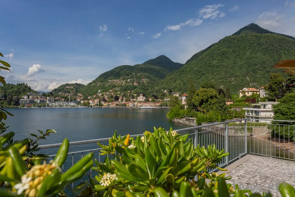 Terrasse - Luxury Hotel with Private Dock in Laveno-Mombello