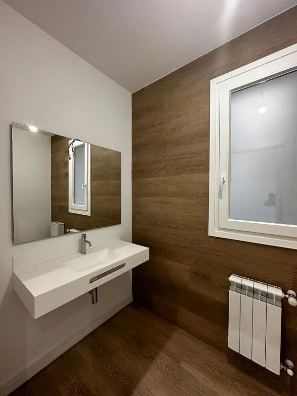 Salles de bain - New Flat with Garage in Lugo Centre