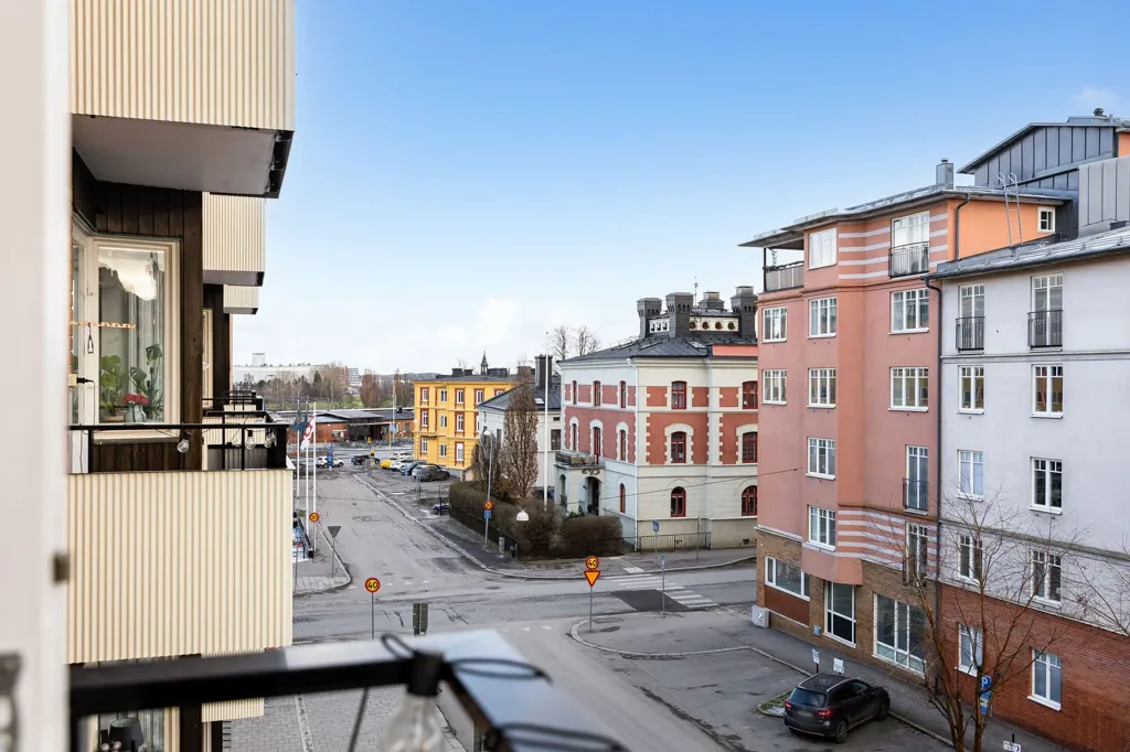 Balcone - Modernised Flat with Balcony in Vasastaden
