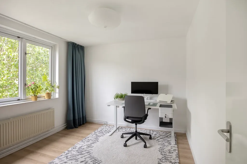 Kabinet - Spacious End-Terrace House with Garden in Capelle