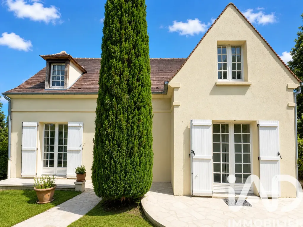 Esterno - Detached House with Terrace in Précy-sur-Oise