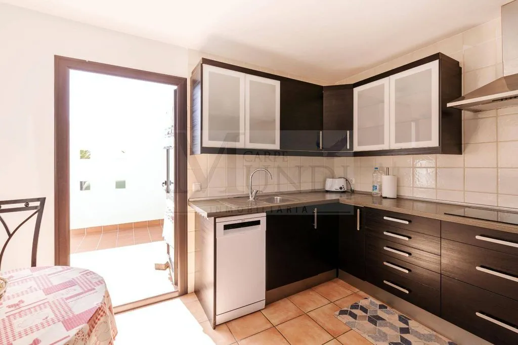 Cuisine - Luxury Villa with Pool in Villaverde, Getafe