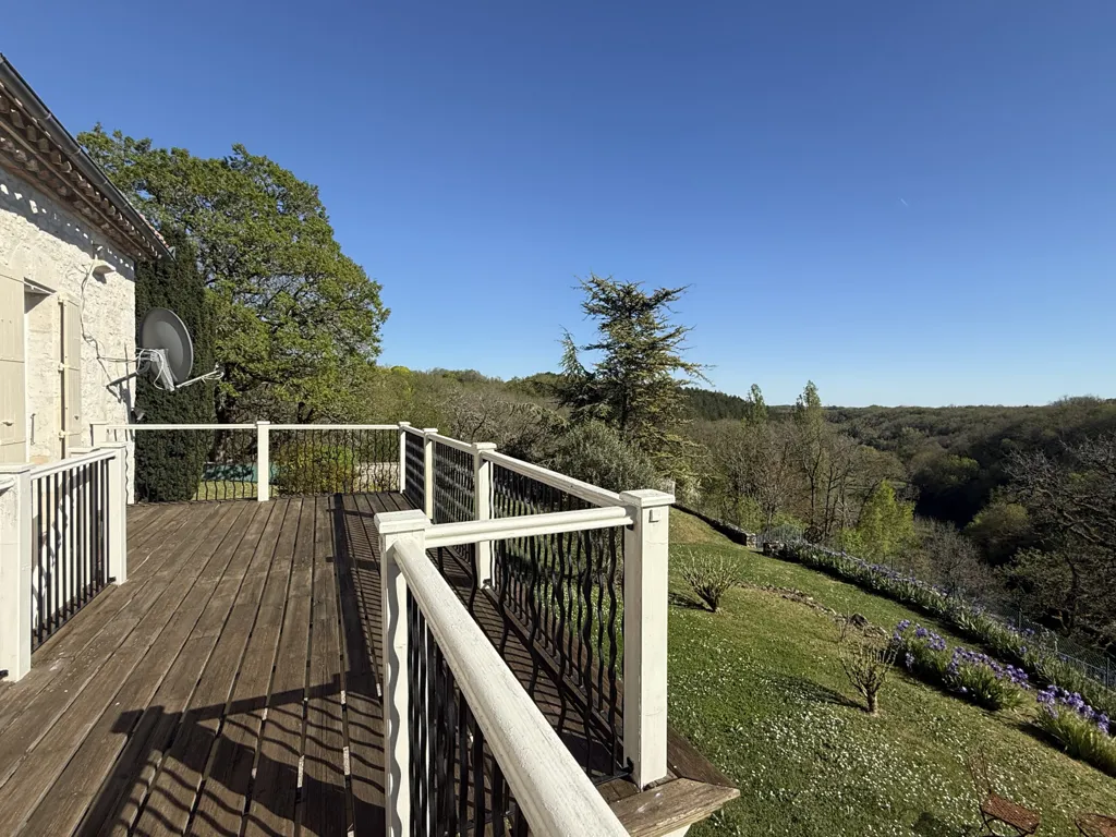 Balcon - Maison en Pierre avec Piscine à Montaigu-de-Quercy