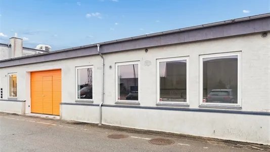 Extérieur - Renovated Warehouse with Kitchen in Rødovre